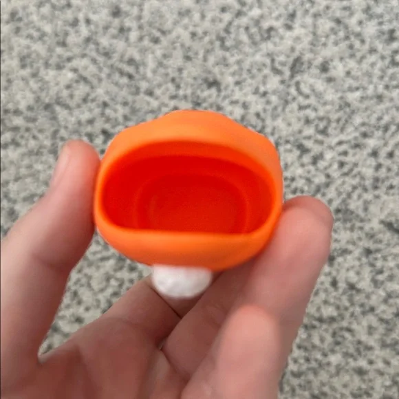 Orange Carrot Pocketbac Holder - Picture 4 of 6